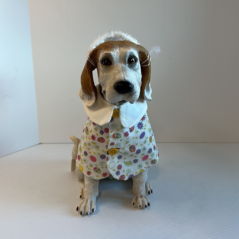 Resin Easter bunny ears basset hound dog sculpture - Picture 2 of 6